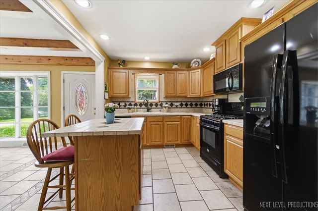 1N255 Prairie Avenue, Glen Ellyn, IL 60137