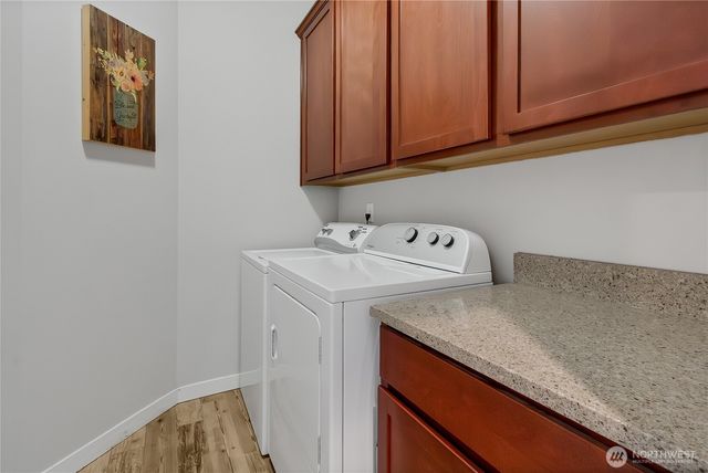 385 Bruhn Lane N, Enumclaw, WA 98022