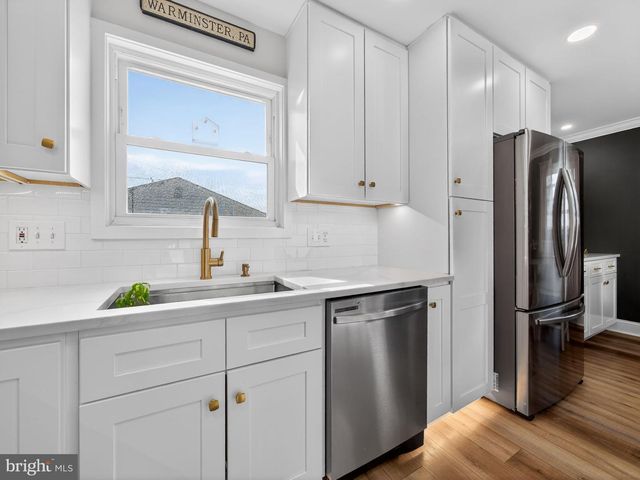 840 WALNUT RD, Warminster, PA 18974