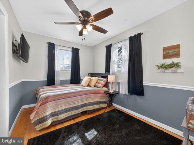 840 WALNUT RD, Warminster, PA 18974