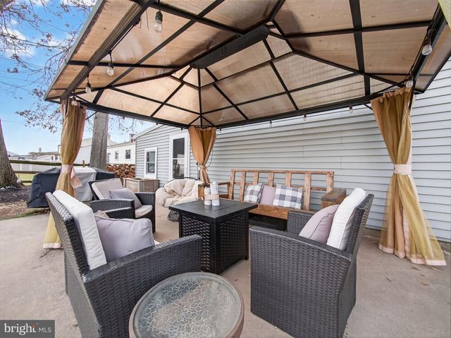 840 WALNUT RD, Warminster, PA 18974