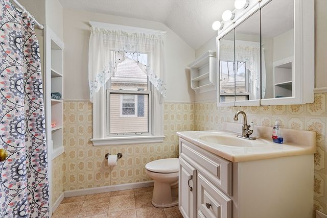 50 Stearns Ave, Medford, MA 02155