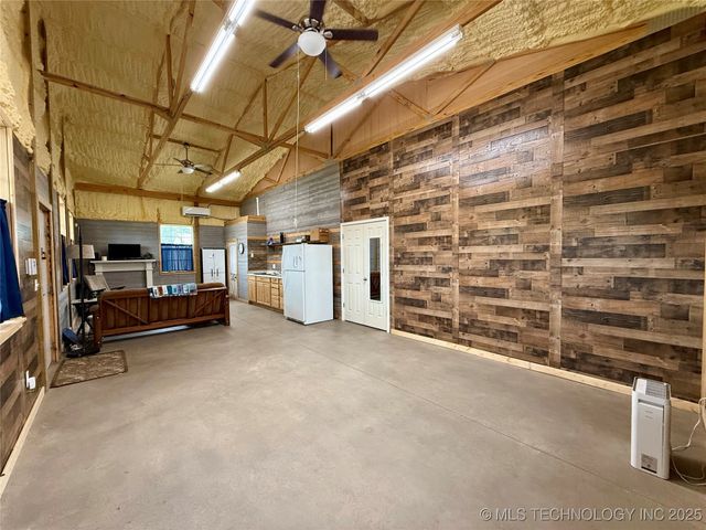 32855 Long Bay Road, Wagoner, OK 74467