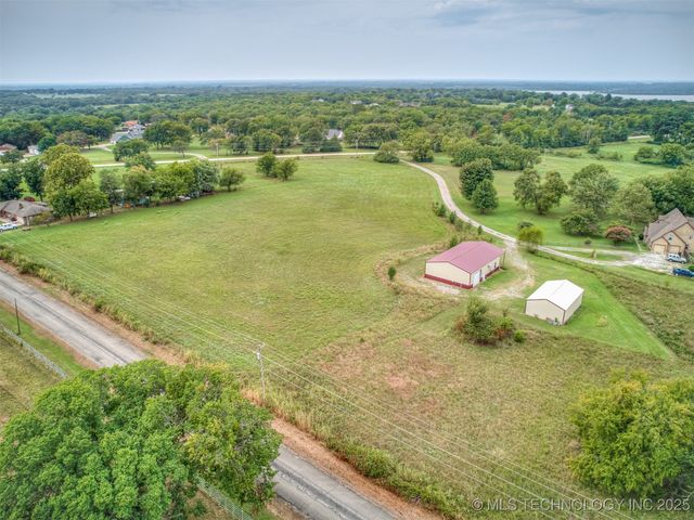 32855 Long Bay Road, Wagoner, OK 74467