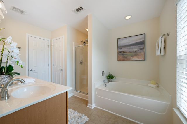 7827 Kemberton Dr, W, Nolensville, TN 37135