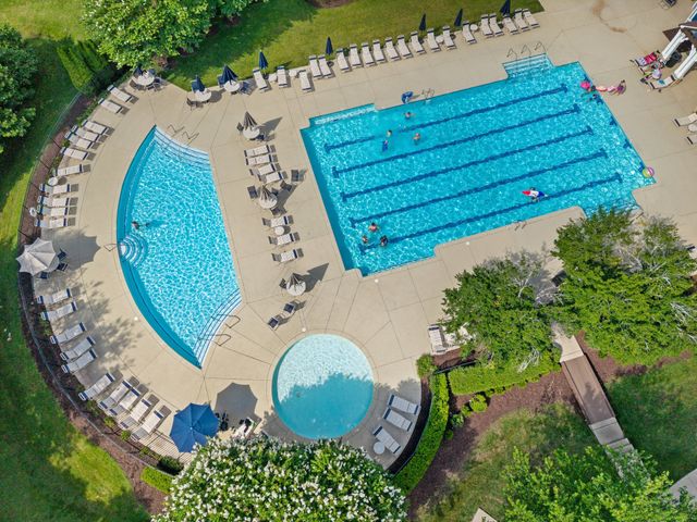 7827 Kemberton Dr, W, Nolensville, TN 37135