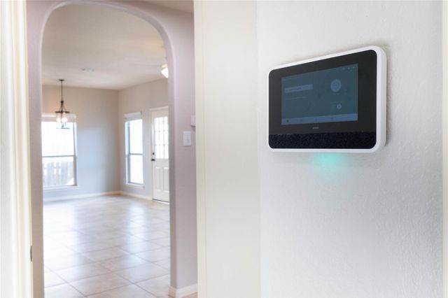 1039 N Teal Estates Circle, Fresno, TX 77545