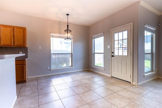 1039 N Teal Estates Circle, Fresno, TX 77545