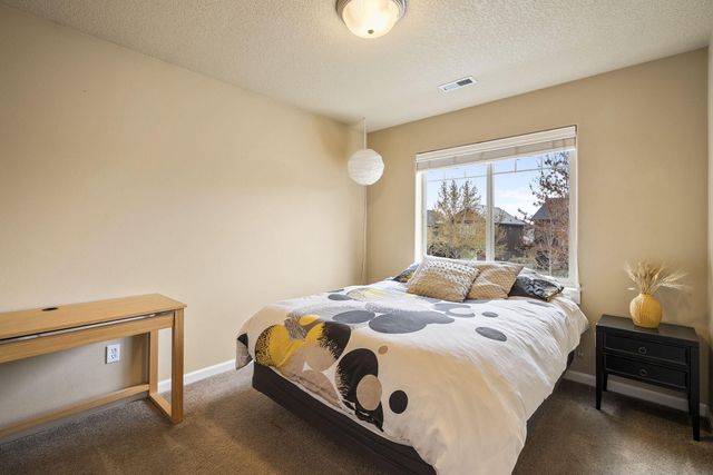 20483 Brentwood Avenue, Bend, OR 97702