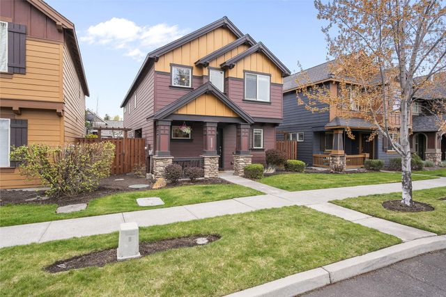 20483 Brentwood Avenue, Bend, OR 97702