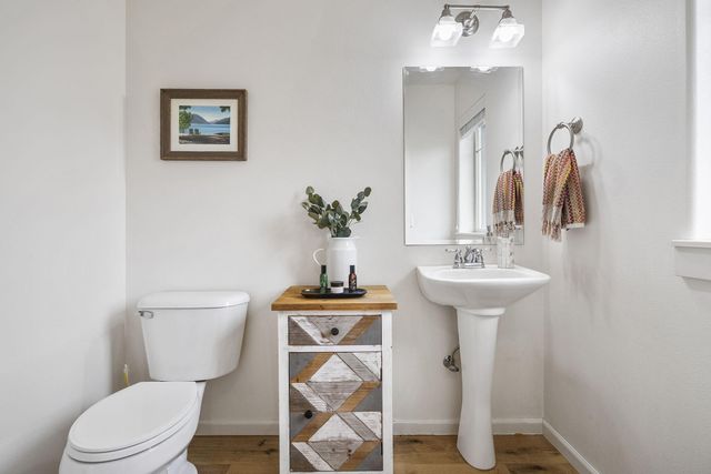 20483 Brentwood Avenue, Bend, OR 97702