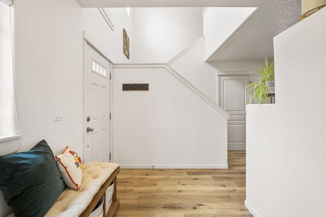 20483 Brentwood Avenue, Bend, OR 97702