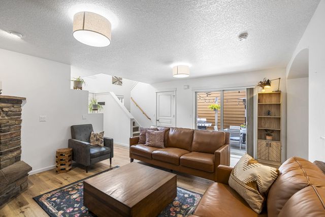 20483 Brentwood Avenue, Bend, OR 97702