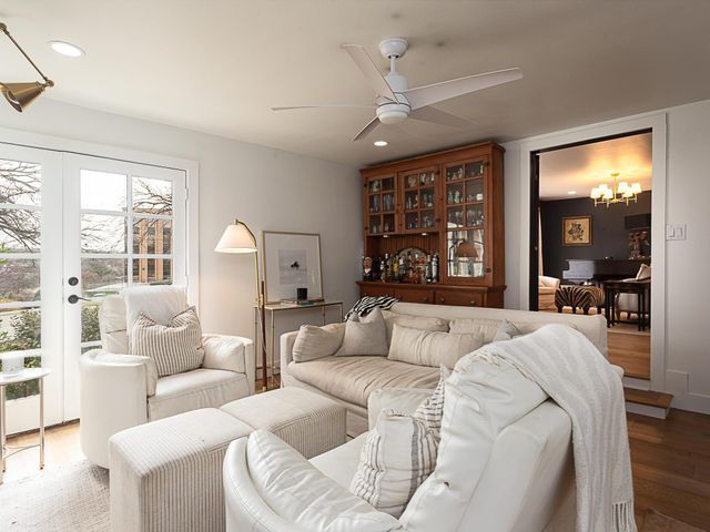 3800 Petes PATH, Austin, TX 78731