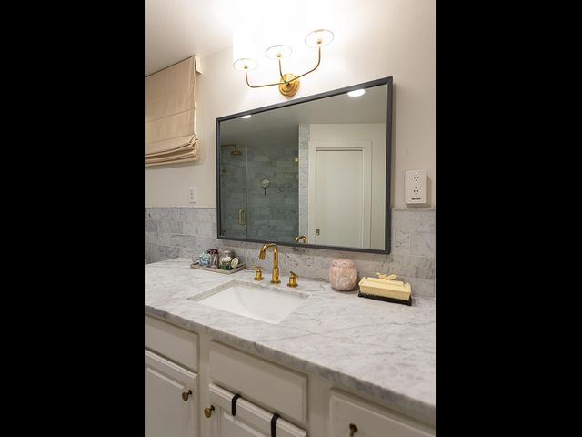 3800 Petes PATH, Austin, TX 78731