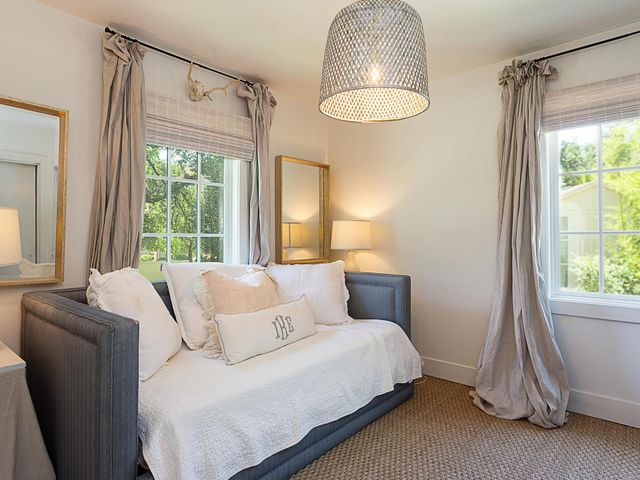 3800 Petes PATH, Austin, TX 78731