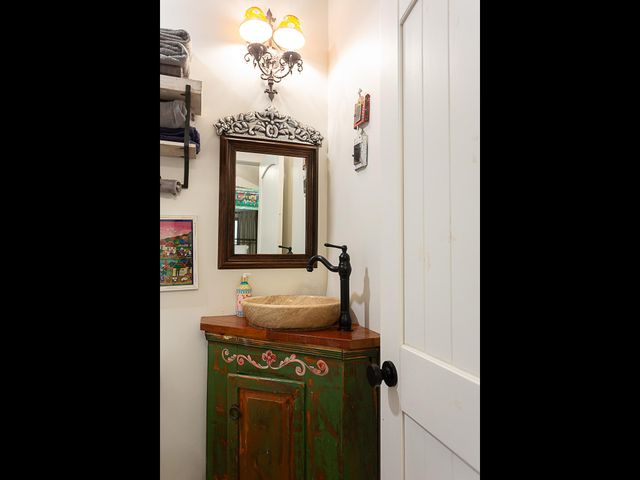 3800 Petes PATH, Austin, TX 78731