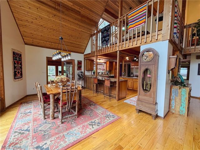 17126 Catsden Road, Chagrin Falls, OH 44023