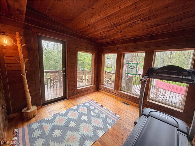 17126 Catsden Road, Chagrin Falls, OH 44023