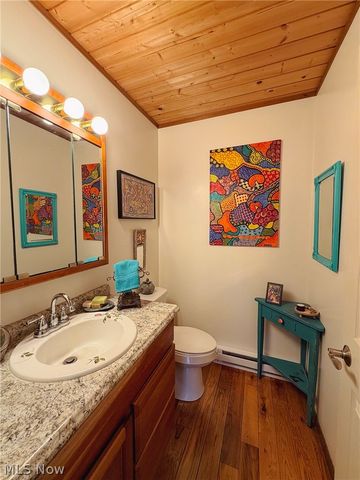 17126 Catsden Road, Chagrin Falls, OH 44023
