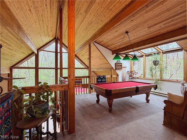 17126 Catsden Road, Chagrin Falls, OH 44023