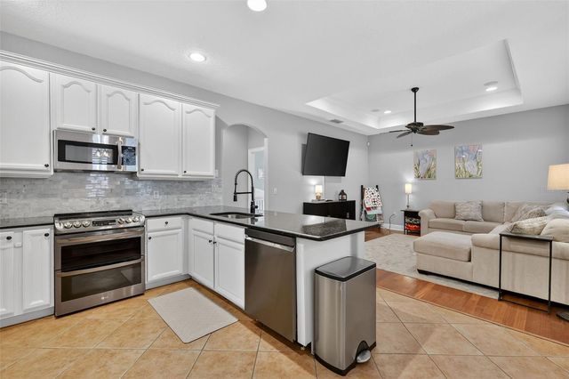 1245 SHORECREST CIR, Clermont, FL 34711