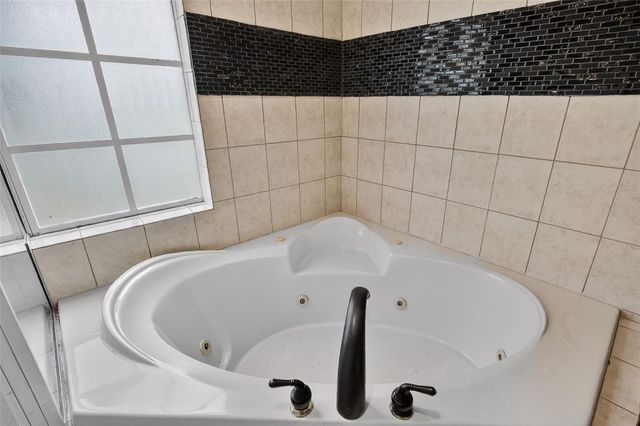 1245 SHORECREST CIR, Clermont, FL 34711