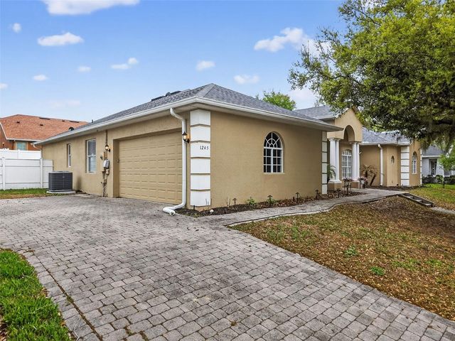 1245 SHORECREST CIR, Clermont, FL 34711