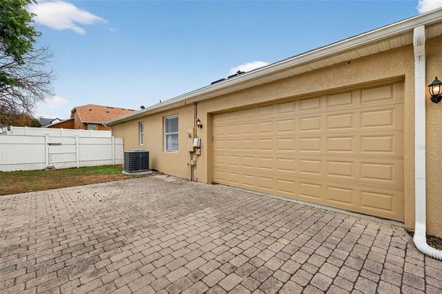 1245 SHORECREST CIR, Clermont, FL 34711