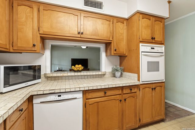 1003 Melissa Dr, San Antonio, TX 78213