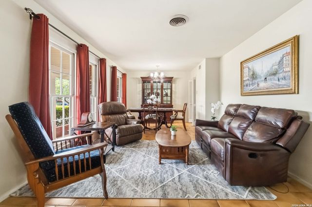 1003 Melissa Dr, San Antonio, TX 78213