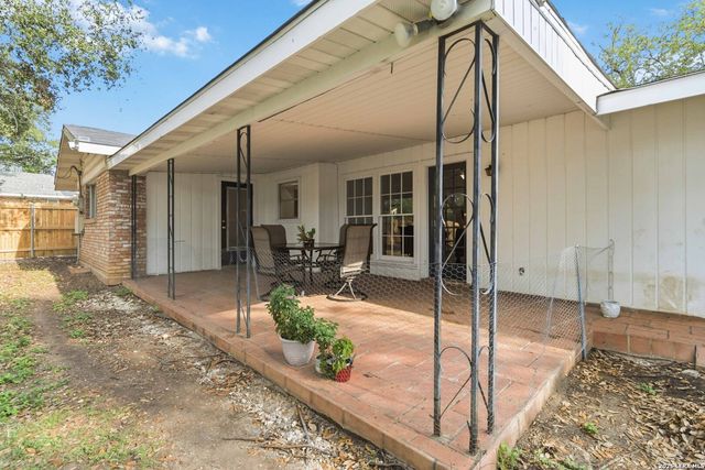1003 Melissa Dr, San Antonio, TX 78213