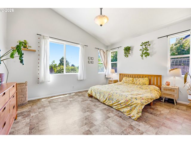 1799 PRASLIN St, Eugene, OR 97402