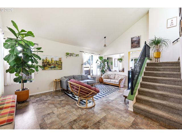 1799 PRASLIN St, Eugene, OR 97402