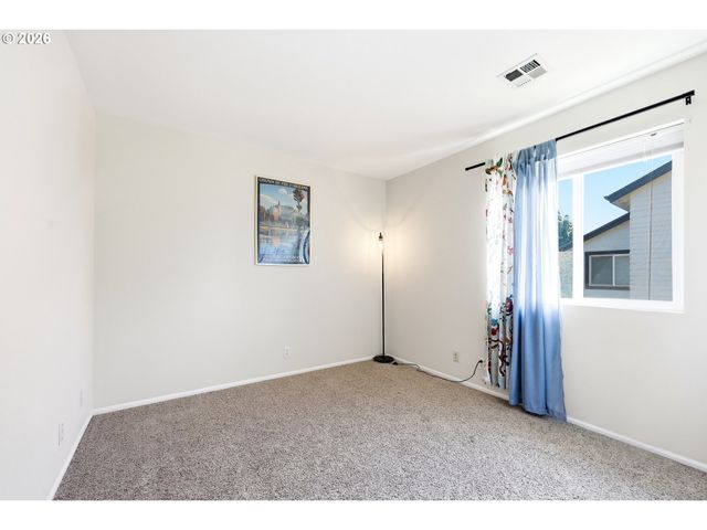 1799 PRASLIN St, Eugene, OR 97402