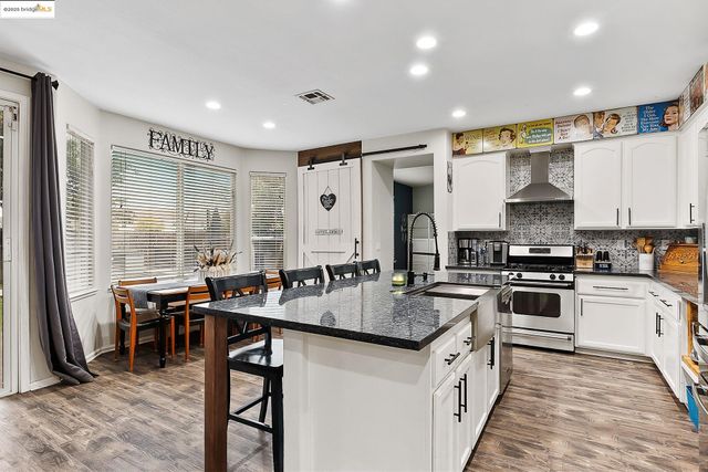 4785 Mammouth Ln, Oakley, CA 94561