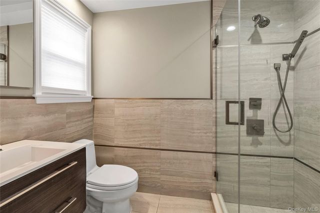 816 Cliffside Avenue, North Woodmere, NY 11581