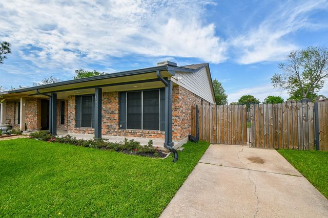 13910 Bonnercrest Drive, Houston, TX 77083