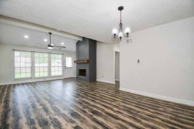 13910 Bonnercrest Drive, Houston, TX 77083