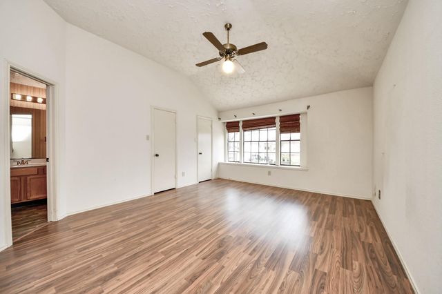 12318 Glenmeadow Drive, Stafford, TX 77477
