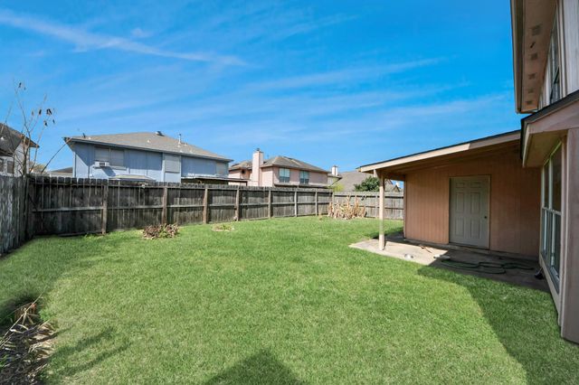 12318 Glenmeadow Drive, Stafford, TX 77477