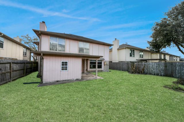 12318 Glenmeadow Drive, Stafford, TX 77477