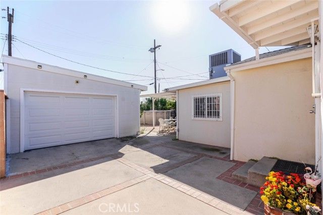 7230 Case Avenue, Sun Valley (los Angeles), CA 91352