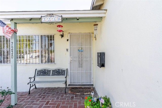 7230 Case Avenue, Sun Valley (los Angeles), CA 91352