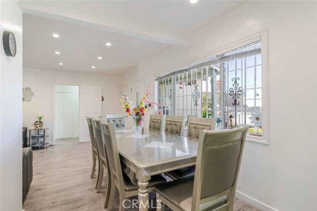 7230 Case Avenue, Sun Valley (los Angeles), CA 91352