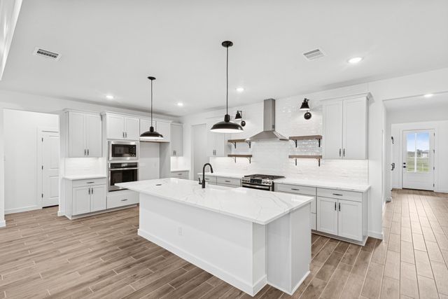 12123 Old Fashion Circle, Mont Belvieu, TX 77535