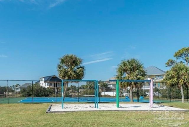 5527 Grande Lagoon Ct, Pensacola, FL 32507