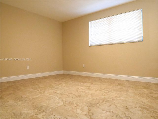 3926 Segovia St 3926, Coral Gables, FL 33134