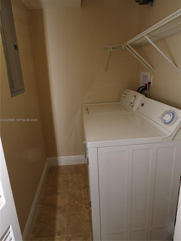 3926 Segovia St 3926, Coral Gables, FL 33134
