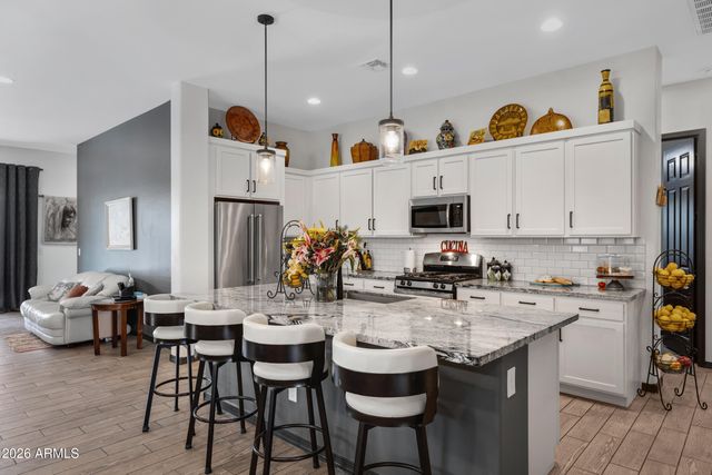 369 W GLACIER BAY Drive, San Tan Valley, AZ 85140